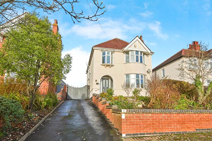 4 Bedroom Detached House For Sale In Henhurst Hill, Burton-on-Trent, Staffordshire, DE13