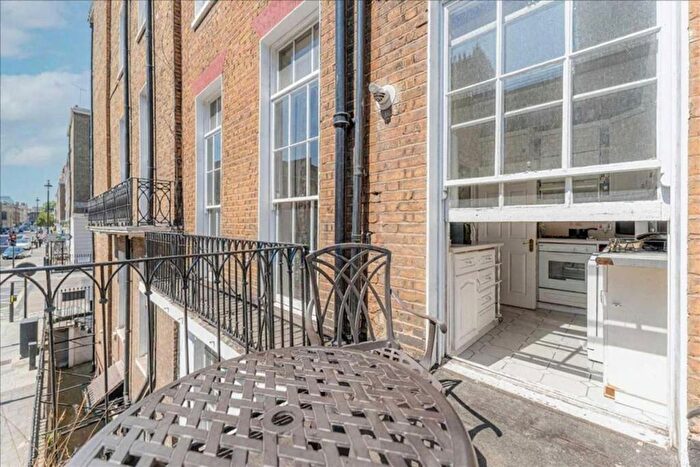 1 Bedroom Flat To Rent In York Street, Marylebone, London, W1U