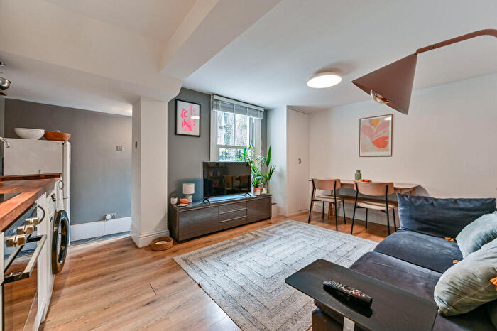 1 Bedroom Flat For Sale In Glyn Road, Clapton, London, E5