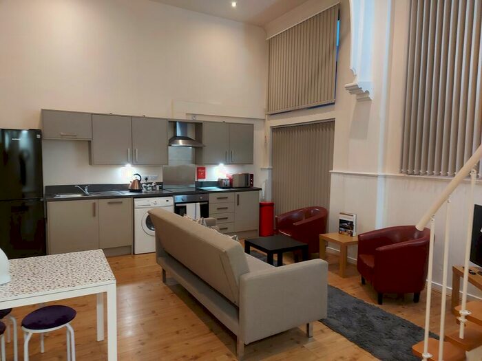 2 Bedroom Apartment To Rent In Holderness Road, Hull, HU9