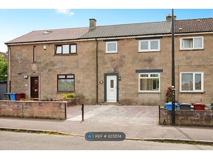 3 Bedroom Terraced House To Rent In Ballantrae Place, Dundee, DD4
