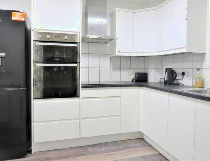 1 Bedroom Flat For Sale In Eld Lane, Colchester, CO1