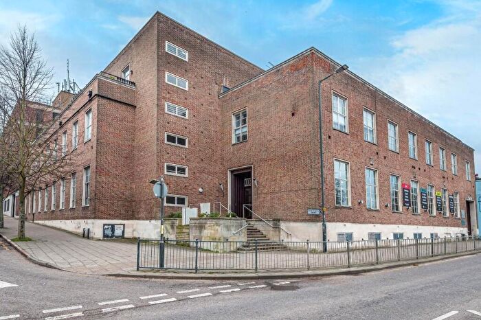 2 Bedroom Flat To Rent In Exchange House, Queen Street, Hitchin, SG4