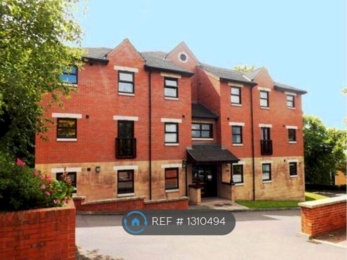 2 Bedroom Flat To Rent In Cliff Villa Court, Wakefield WF1
