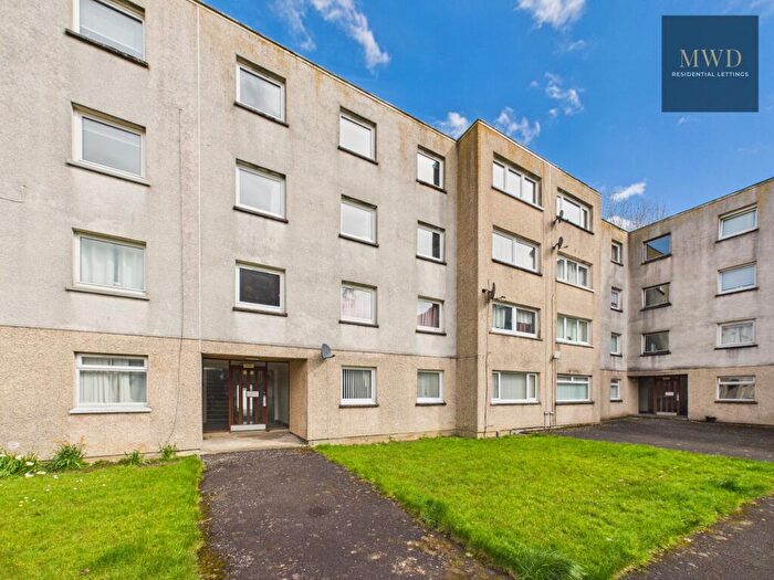 3 Bedroom Flat To Rent In Easdale, East Kilbride, G74