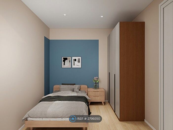 8 Bedroom Semi Detached House To Rent In Hook Road, Epsom, KT19