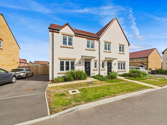 3 Bedroom Semi-Detached House To Rent In Red Admiral Street, Lancing, BN15