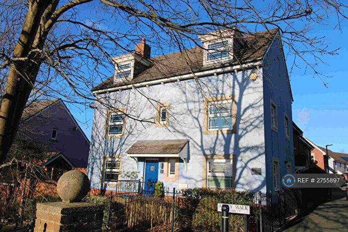 4 Bedroom Semi-Detached House To Rent In Abbey Walk, East Cowes, PO32