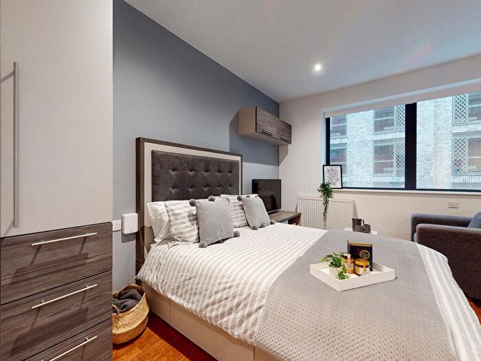 Apartment To Rent In Apt, Havana Residence #, LS2