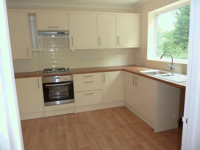 2 Bedroom Maisonette To Rent In Sydney Road, Sidcup, DA14