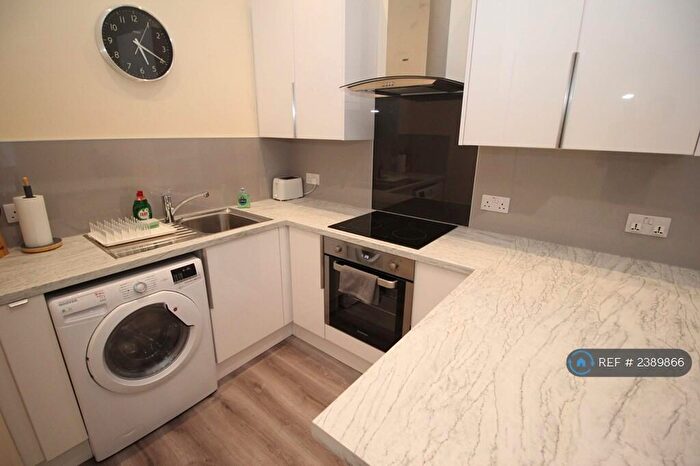 1 Bedroom Flat To Rent In Stewart Terrace, Edinburgh, EH11