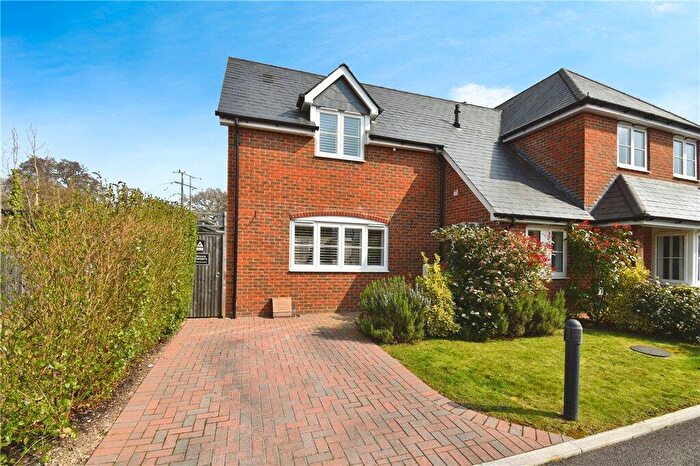 2 Bedroom Semi-Detached House For Sale In Nursling Street, Nursling, Southampton, Hampshire, SO16