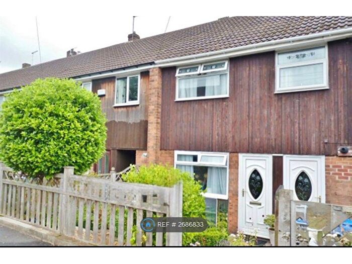 3 Bedroom Terraced House To Rent In Grimsell Drive, Sheffield, S6