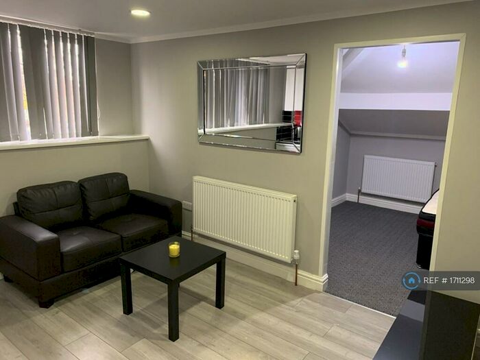 1 Bedroom Flat To Rent In Claremont, Bradford, BD7