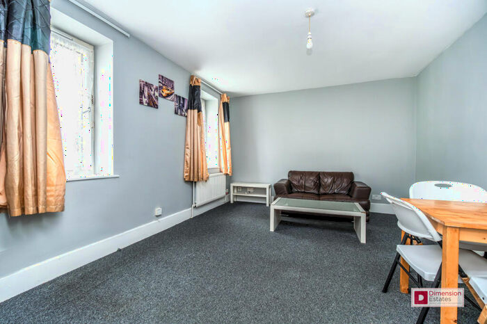 2 Bedroom Flat To Rent In Teasel Way, West Ham, London, E15