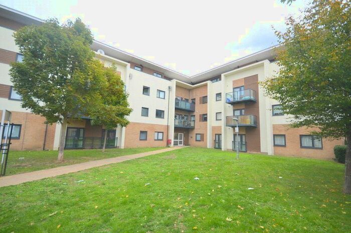 2 Bedroom Flat To Rent In Colvern House, Spring Gardens, Romford, Essex, RM7