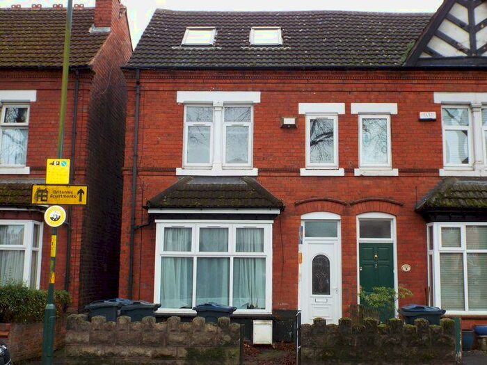 2 Bedroom Flat To Rent In Abbots Road, Kings Heath, Birmingham, B14
