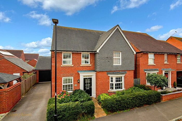 4 Bedroom Detached House For Sale In Harrison Crescent, Angmering, BN16