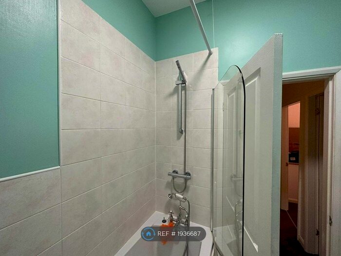 2 Bedroom Terraced House To Rent In Walker Street, Earlsheaton, Dewsbury, WF12