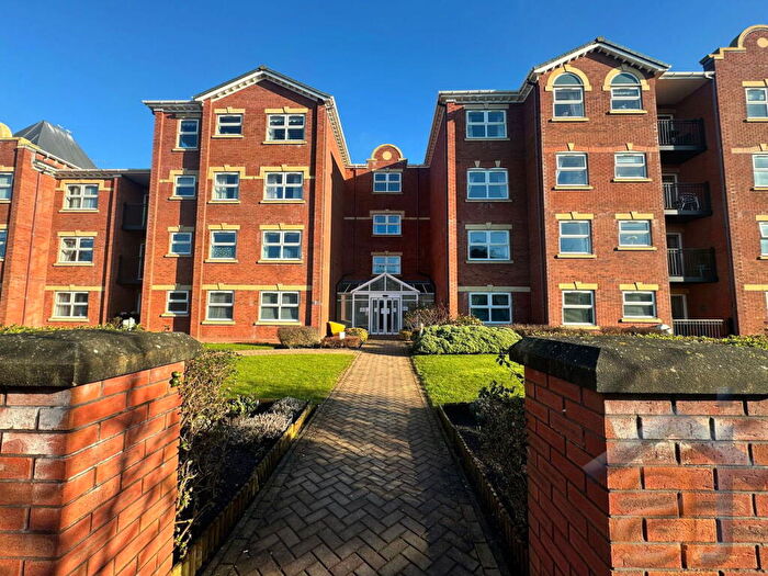 1 Bedroom Apartment For Sale In Regency Court Park Road Southport, PR9