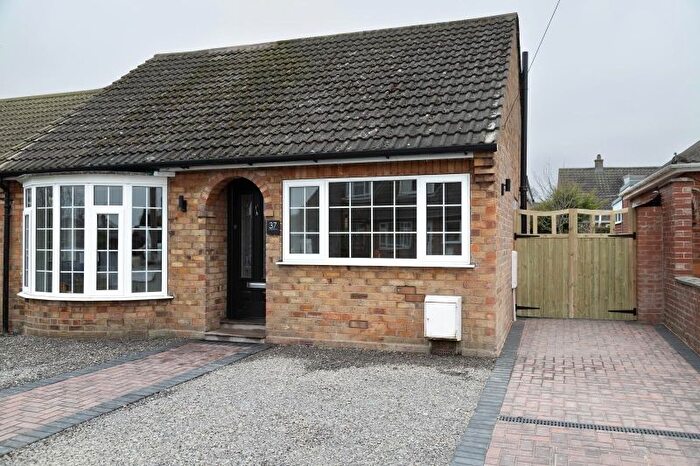 2 Bedroom Detached Bungalow For Sale In Ashley Park Road, Heworth, York, YO31