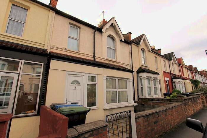 3 Bedroom House To Rent In Bury Street, Edmonton, London, N9