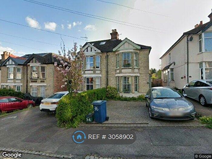 4 Bedroom Semi-Detached House To Rent In Totteridge Ave, High Wycombe, HP13