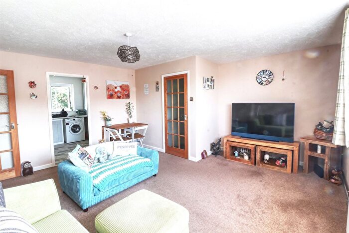 2 Bedroom Flat For Sale In Capstone Court, Ilfracombe, Devon, EX34