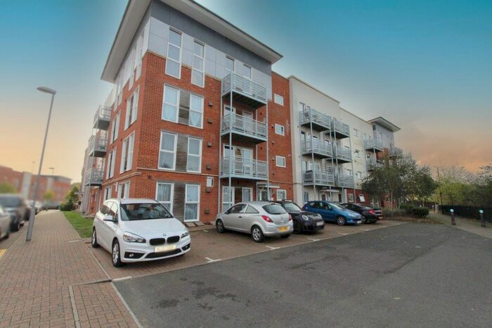 2 Bedroom Flat To Rent In Gaskell Place, Ipswich, IP2