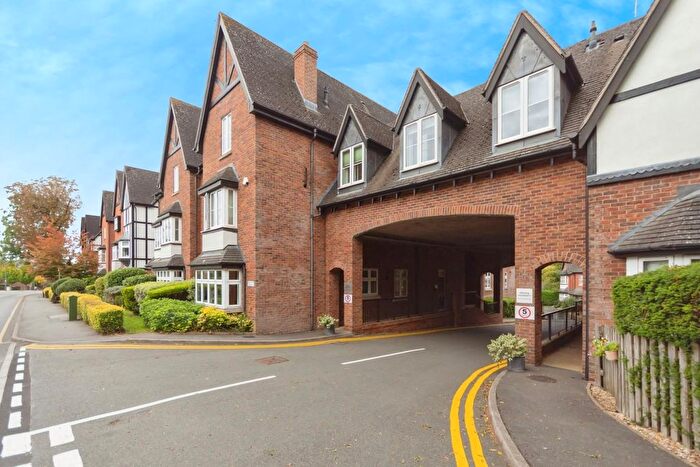2 Bedroom Flat For Sale In Kenilworth House, Station Road, Dorridge, Solihull, B93