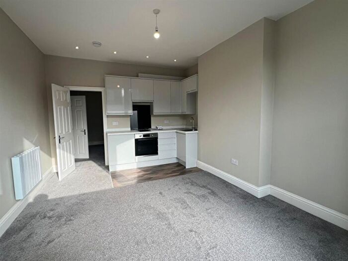 1 Bedroom Flat To Rent In Wellington Road South, Stockport, SK2