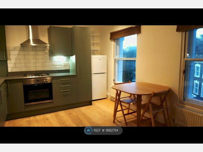 1 Bedroom Flat To Rent In Railton Road, London, SE24