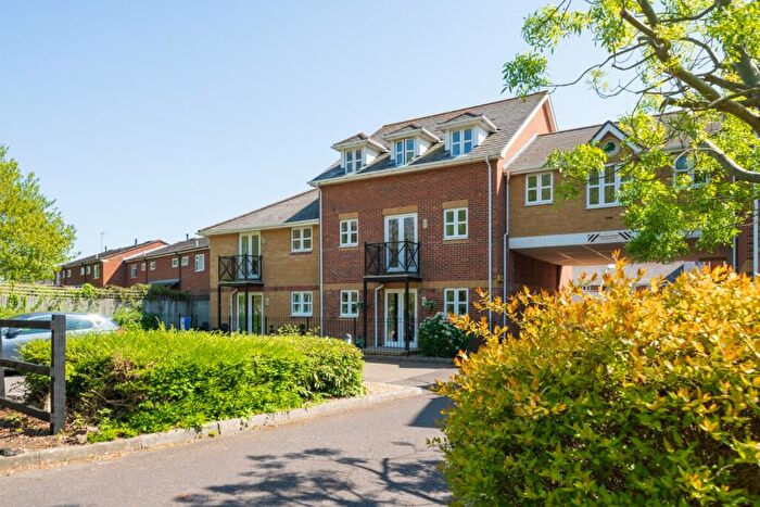 2 Bedroom Flat For Sale In Solent Court, Bells Lane, PO14
