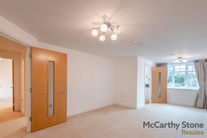 2 Bedroom Flat For Sale In Gibson Court, Tattershall Road, Woodhall Spa, LN10