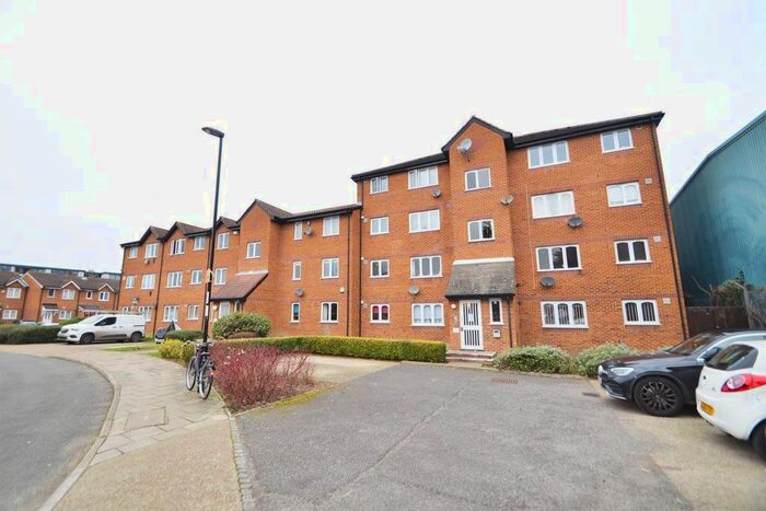 Studio To Rent In Sybil Phoenix Close, London SE8