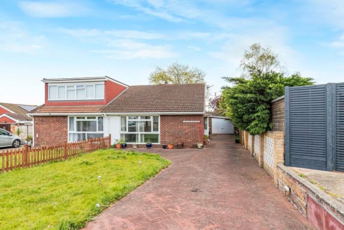 2 Bedroom Semi Detached Bungalow For Sale In Joydens Wood Road, Bexley, DA5