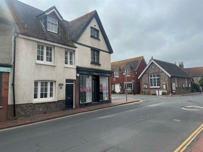 3 Bedroom Terraced House To Rent In High Street, Rottingdean, BN2
