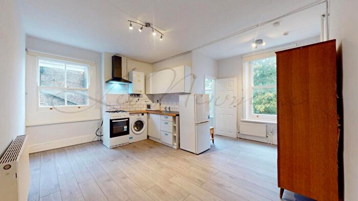 Studio To Rent In Wickham Road, Brockley, SE4
