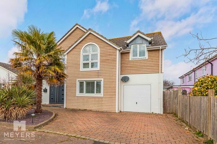 3 Bedroom Detached House To Rent In Ariel Drive, Southbourne, BH6