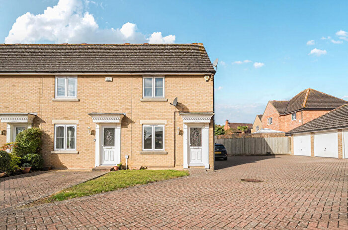 2 Bedroom End Of Terrace House For Sale In Juniper Court, Dunmow, Essex, CM6