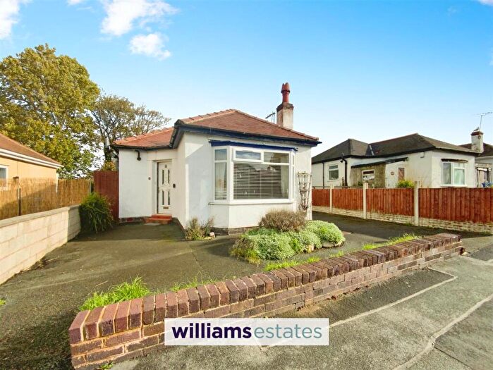 3 Bedroom Detached Bungalow For Sale In St. Margarets Drive, Rhyl, LL18