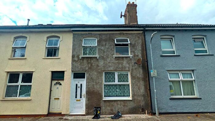 3 Bedroom Terraced House To Rent In System Street, Adamsdown, Cardiff, CF24