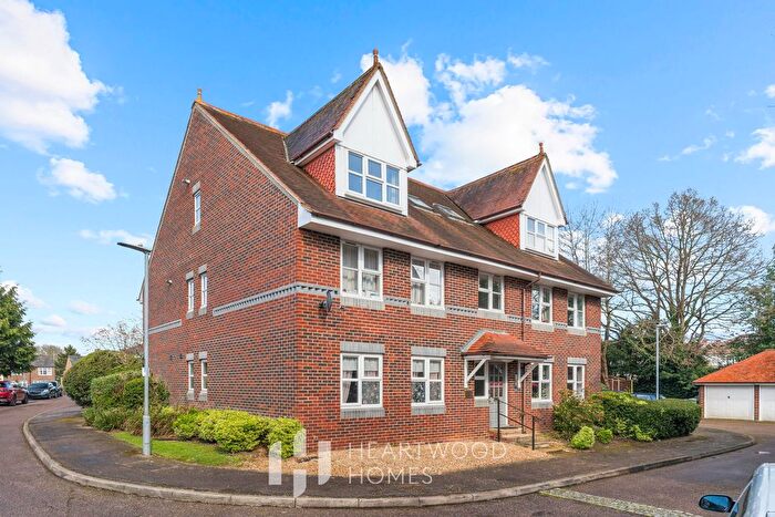 2 Bedroom Flat For Sale In The Brambles Prospect Road, St. Albans, AL1