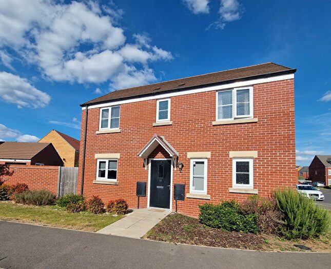 3 Bedroom Property To Rent In Clovelly Drive, Hampton Gardens, Peterborough, PE7