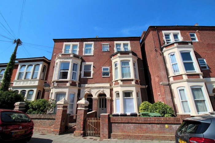2 Bedroom Flat To Rent In Nelson Road, Southsea, PO5