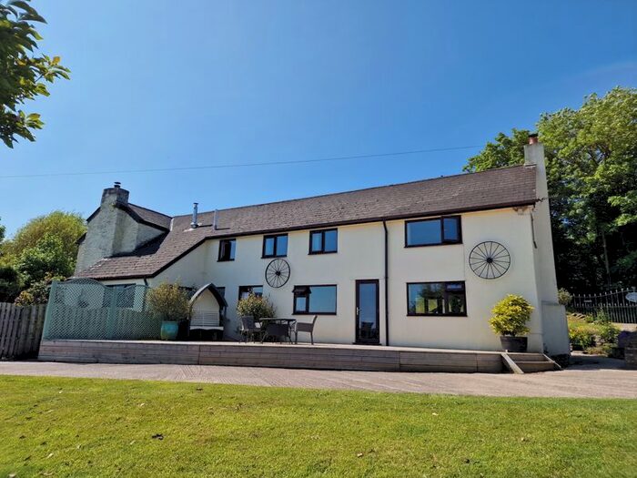 3 Bedroom Semi-Detached House For Sale In Golberdon, Callington, PL17