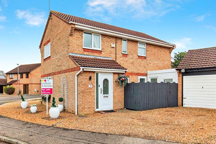 4 Bedroom Detached House For Sale In Mealsgate, Peterborough, PE4