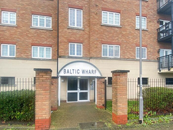2 Bedroom Apartment To Rent In Baltic Wharf, Clifton Marine Parade, Gravesend, Kent, DA11