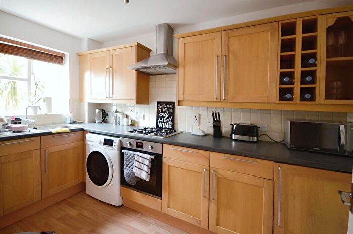1 Bedroom Terraced House To Rent In Hedingham Mews, SL6