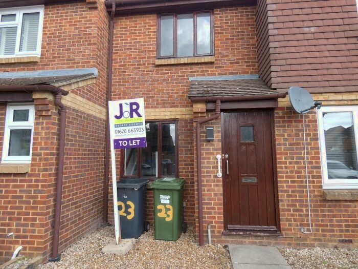 2 Bedroom Terraced House To Rent In Alder Close, Slough, Berkshire, SL1